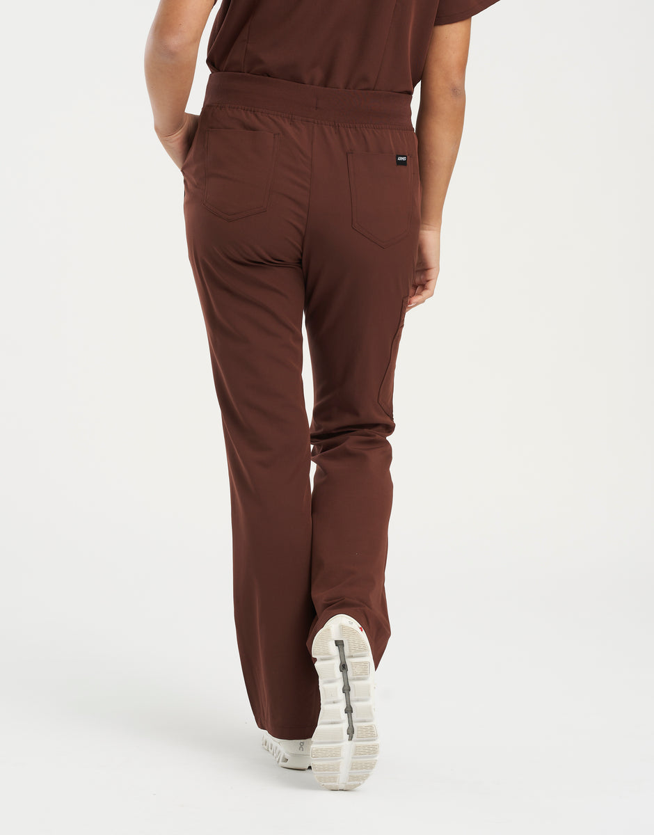 Essential Everyday Black Flare Scrub Pants – Airmed Scrubs
