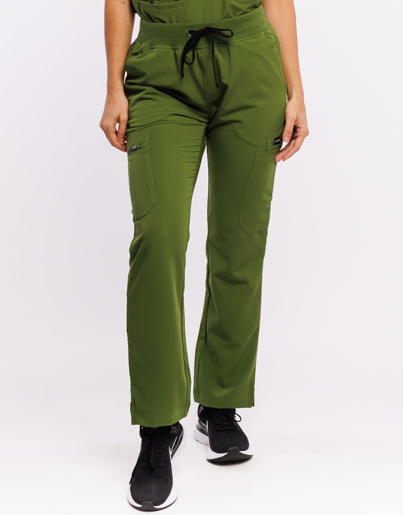 Essential Multi-Pocket Scrub Pants - Fern Green