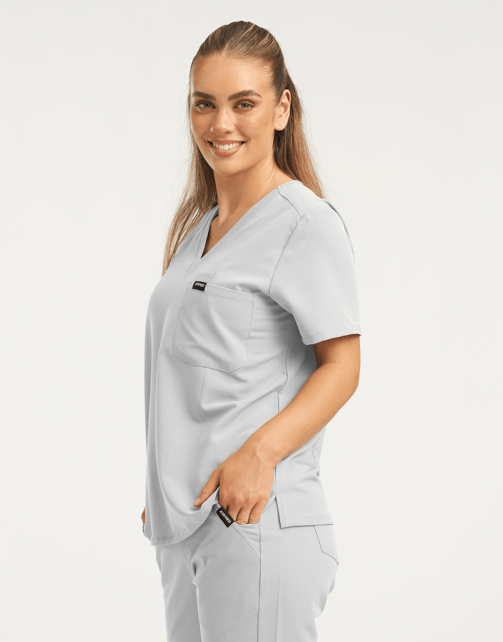 Essential One Pocket V Neck Scrub Top - Tail Light