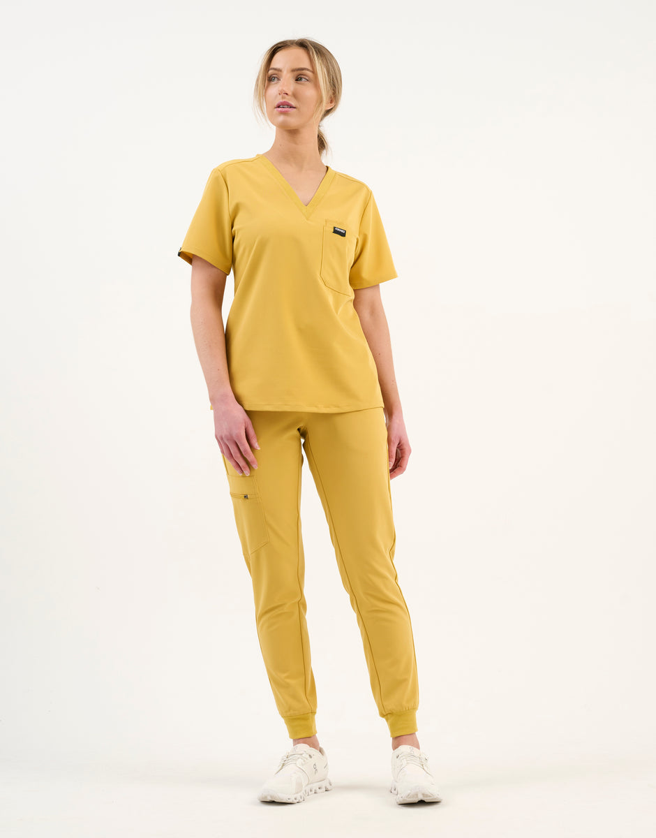 Essential One Pocket V Neck Scrub Top - Yellow Gold – Airmed Scrubs