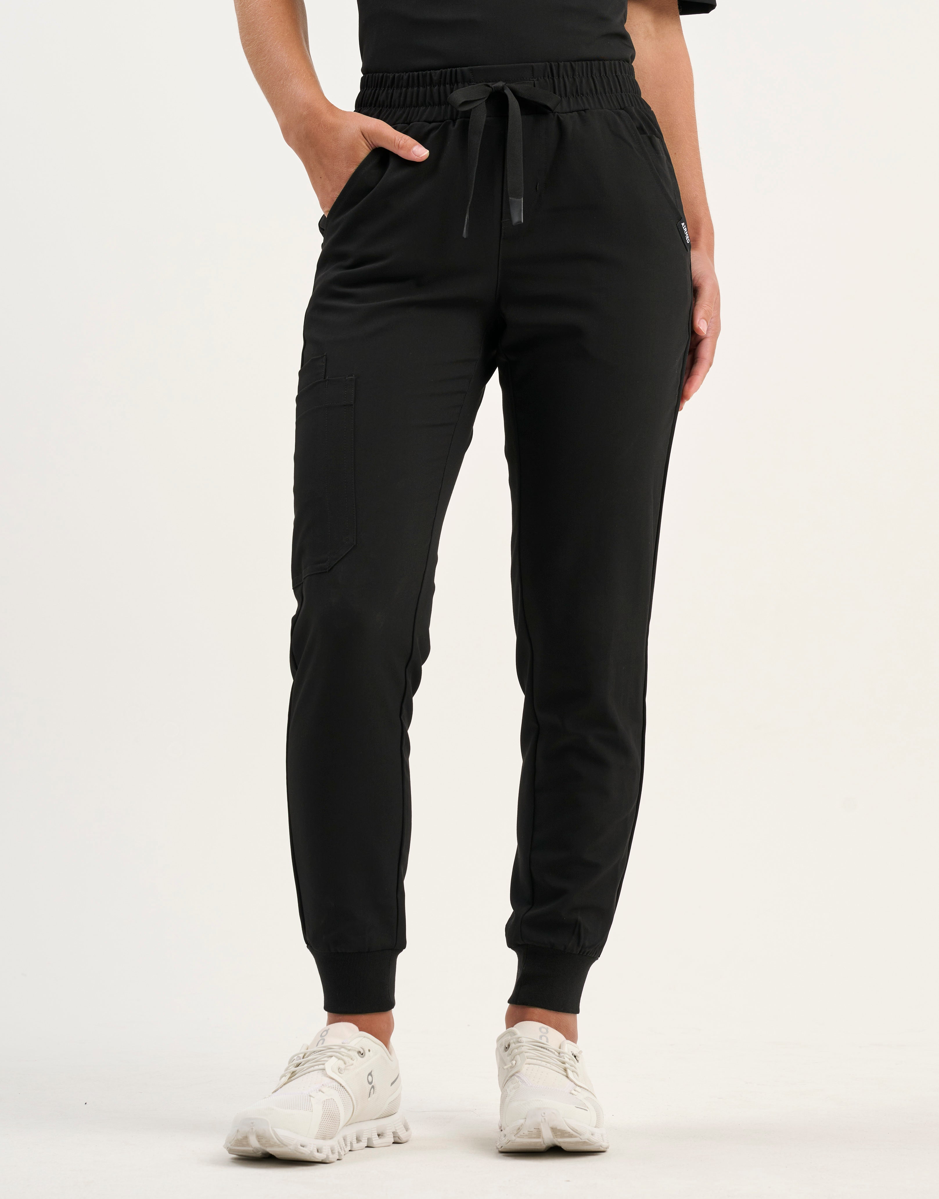 Aspire Jogger Scrub Pants - Black