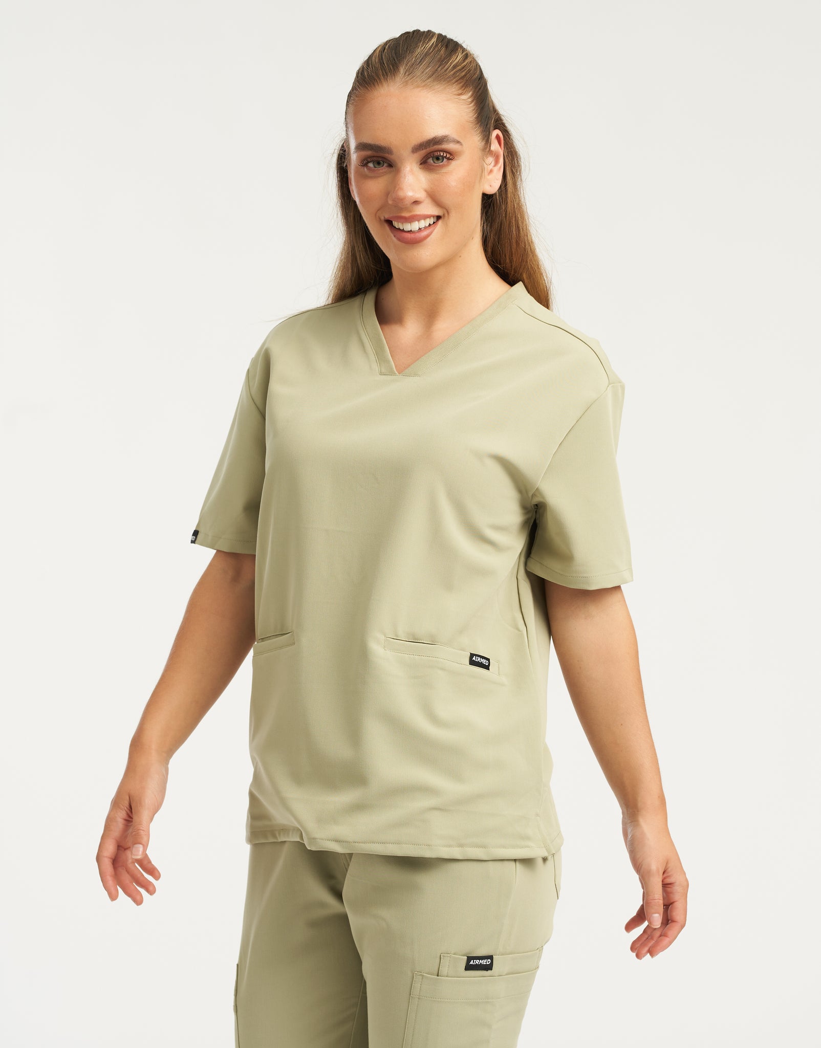 Meichoon Medische Uniform Scrubs Set voor Vrouwen met V-hals Top Korte Mouw 8 Zakken Rechte Pijpen Broek Stretchy Meichoon Medische Uniform Scrubs Set voor Vrouwen met V-hals Top Korte Mouw 8 Zakken Rechte Pijpen Broek Stretchy
