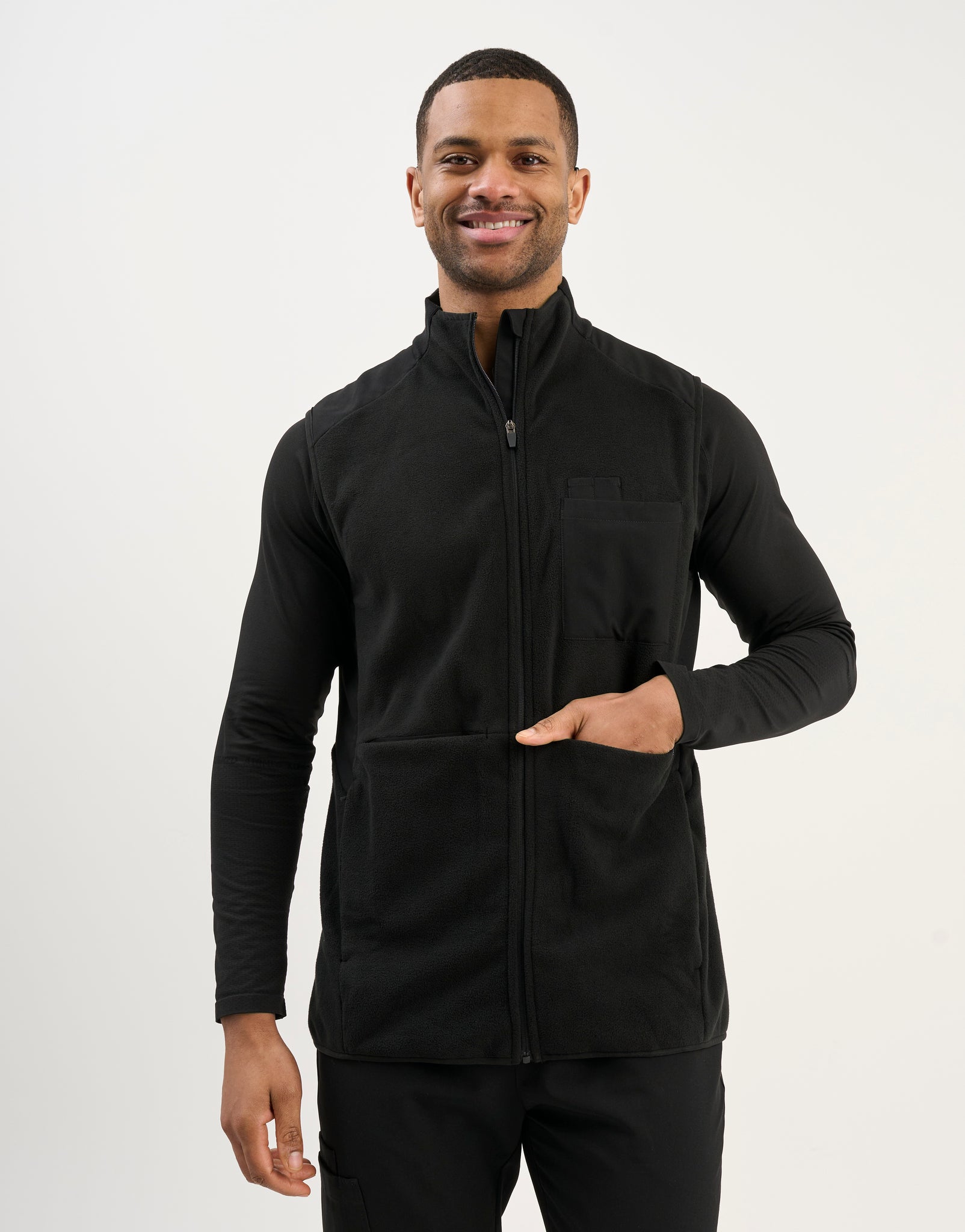 Essential Fleece Vest - Black