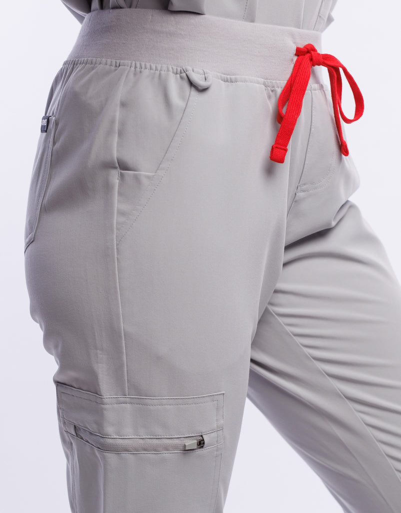 Essential Jogger Scrub Pants - Tail Light