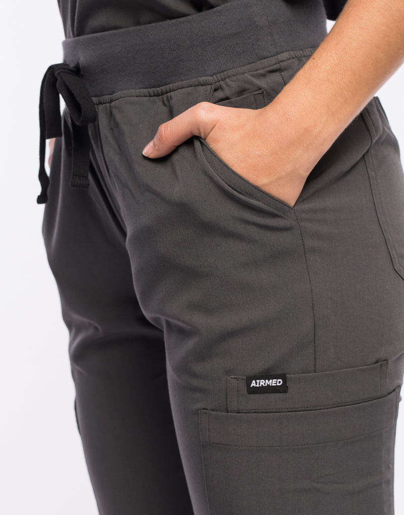 Essential Multi-Pocket Scrub Pants - Asphalt
